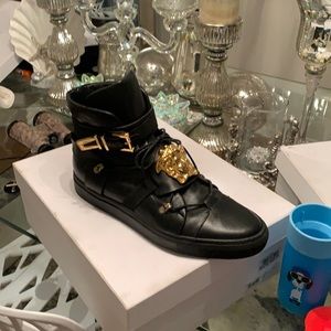 Authentic Versace shoes in mint condition